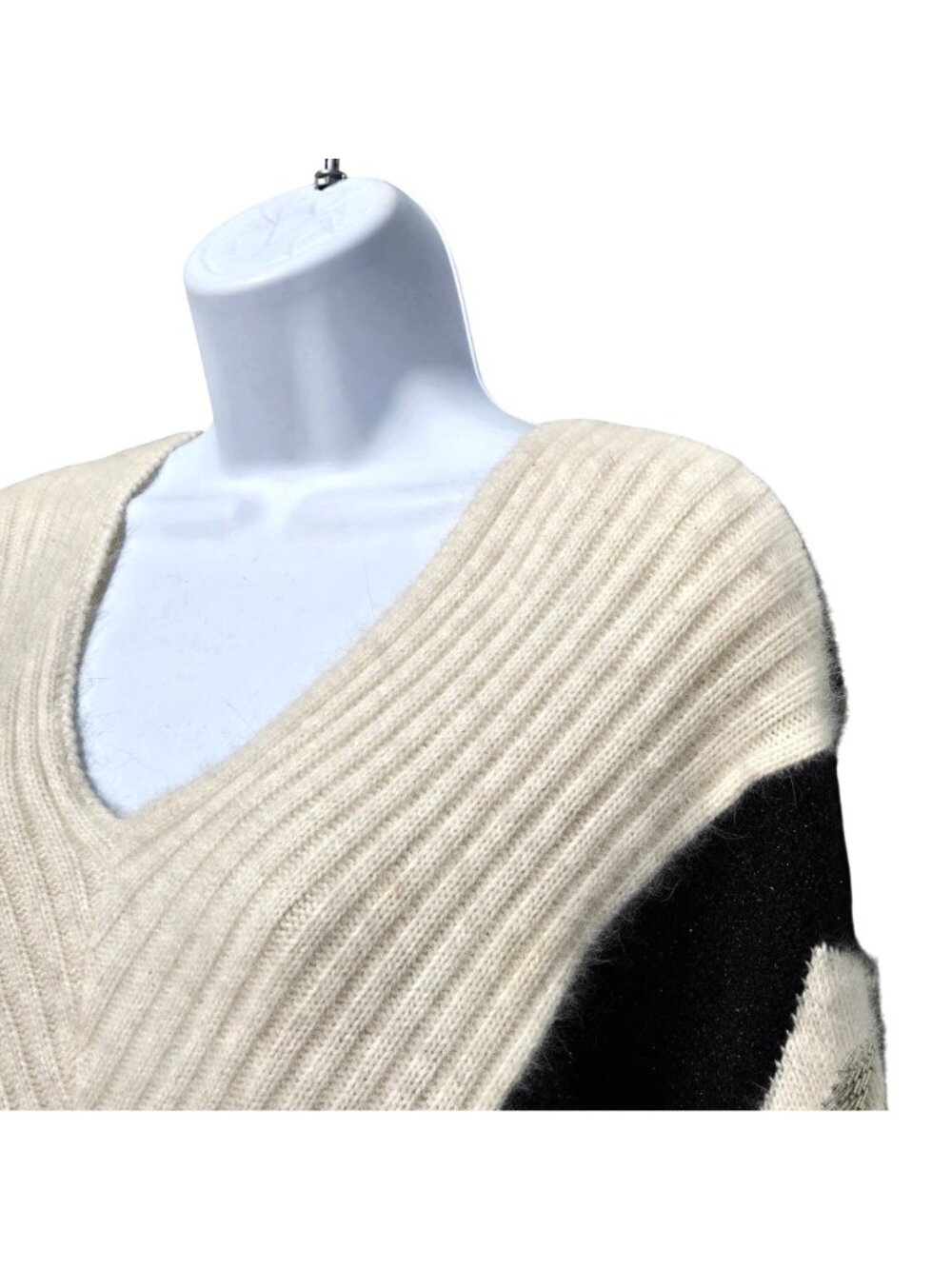 John Richard 80s Angora Beaded Diamond Sweater Black Ivory M - Picture 9 of 9